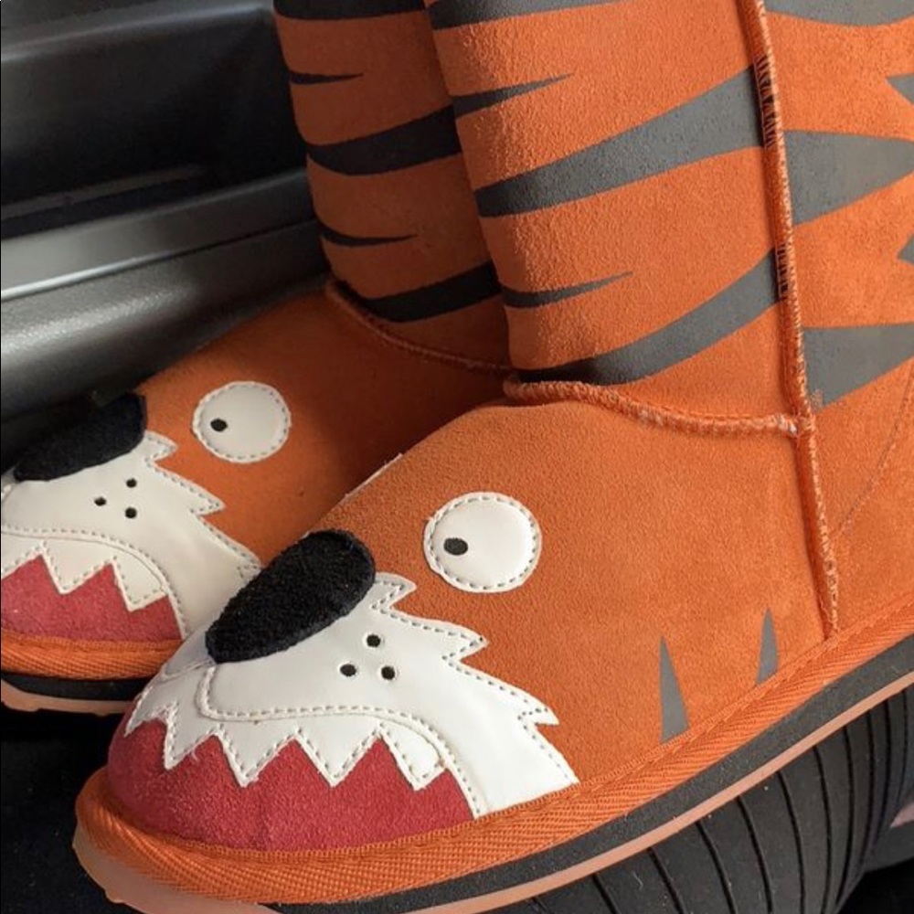 Emu boots